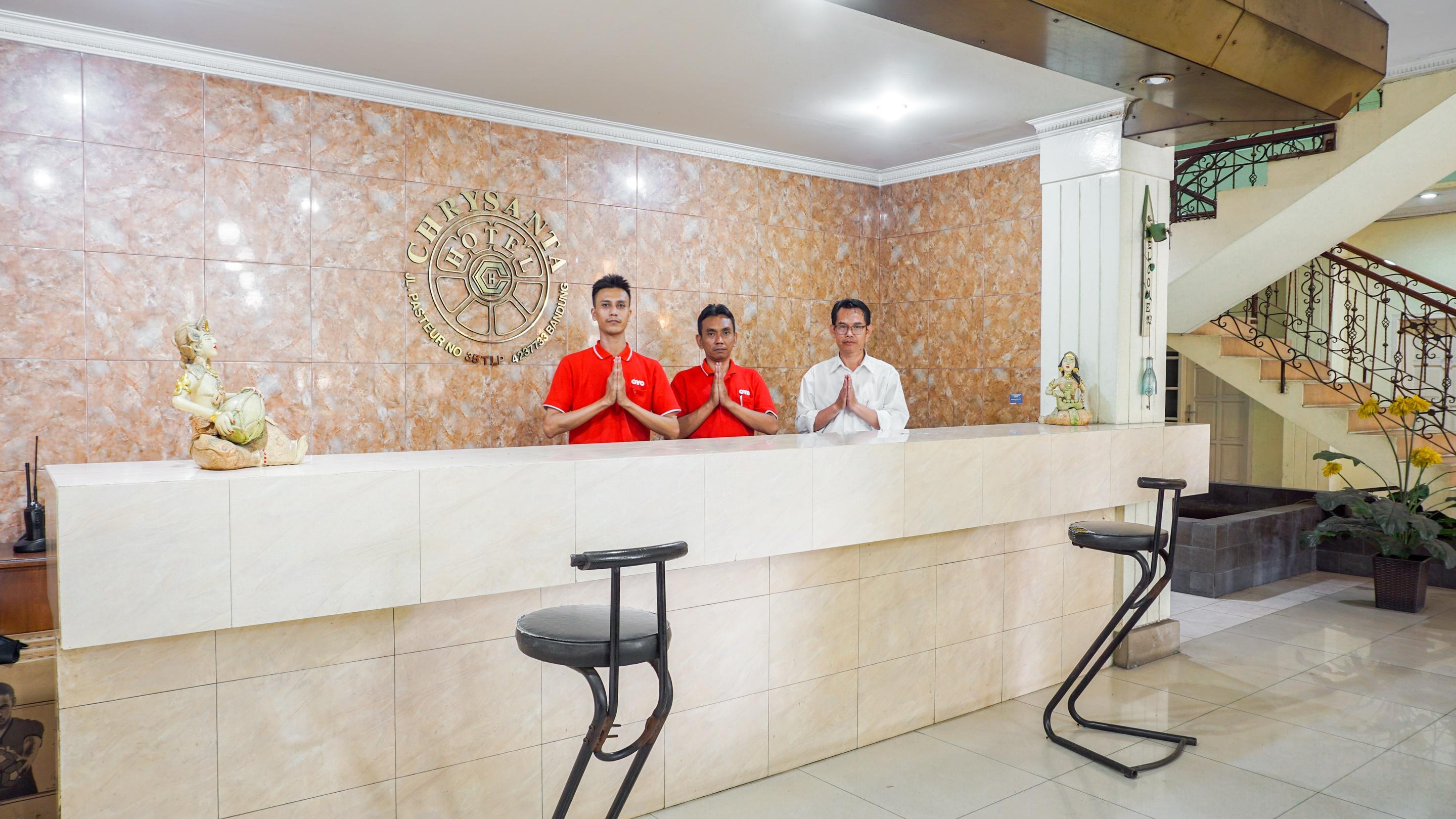 Oyo 2085 Chrysanta Hotel Bandung Zewnętrze zdjęcie