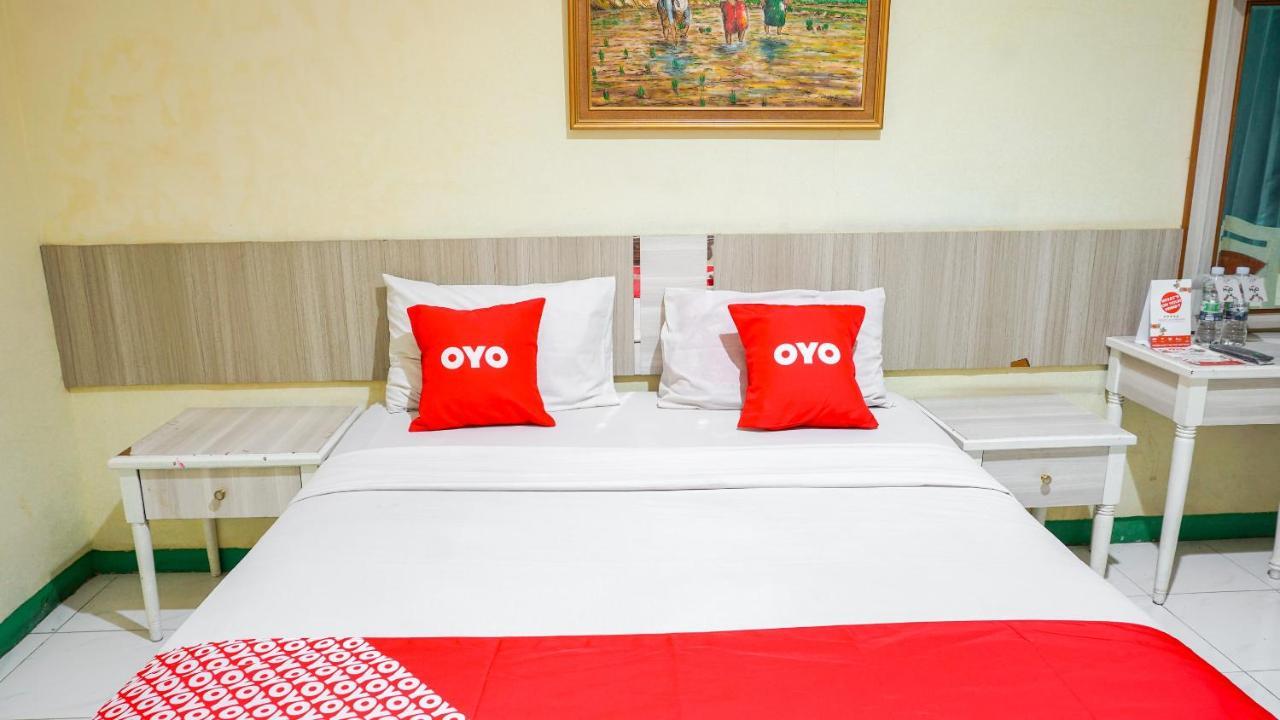 Oyo 2085 Chrysanta Hotel Bandung Zewnętrze zdjęcie