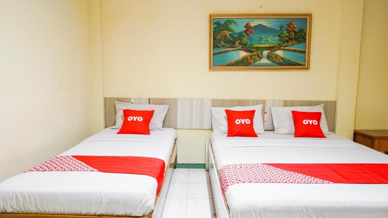 Oyo 2085 Chrysanta Hotel Bandung Zewnętrze zdjęcie