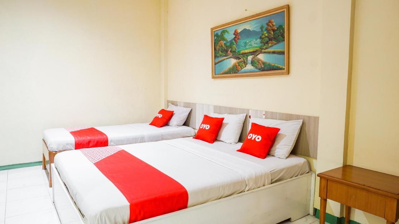 Oyo 2085 Chrysanta Hotel Bandung Zewnętrze zdjęcie