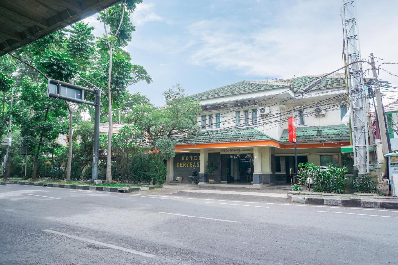 Oyo 2085 Chrysanta Hotel Bandung Zewnętrze zdjęcie