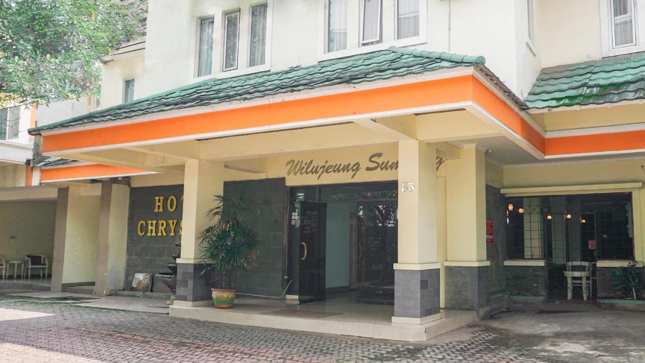 Oyo 2085 Chrysanta Hotel Bandung Zewnętrze zdjęcie